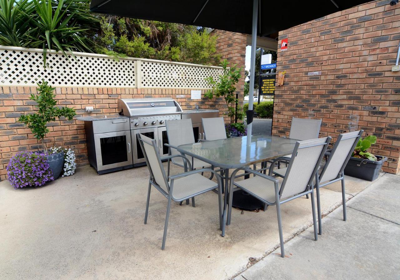 Sandhurst Motor Inn Bendigo Zewnętrze zdjęcie